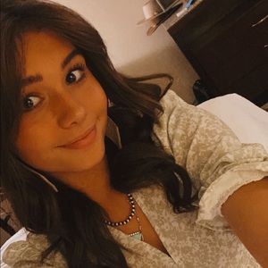 Meet your Posher, Saige